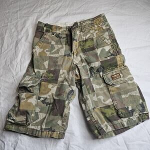 Oshkosh BOYS Camouflage Shorts - 6 Pockets, Waist Extender - Size 8